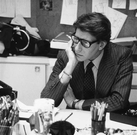 pourquoi yves saint laurent devient saint laurent|yves Saint Laurent founded.